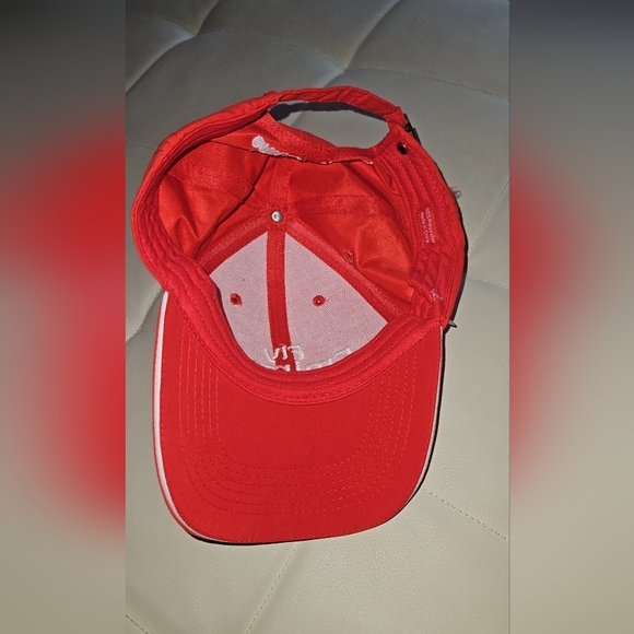 Fly Emirates Red Cap - Picture 4 of 5